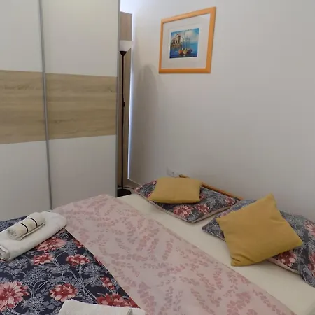 Apartment Leporiz Porec Esterno foto