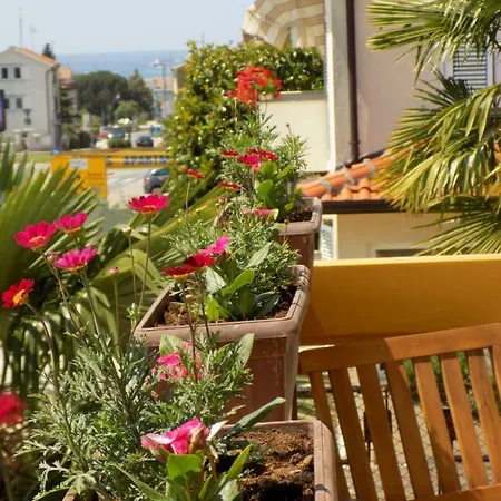 Apartment Leporiz Porec Esterno foto